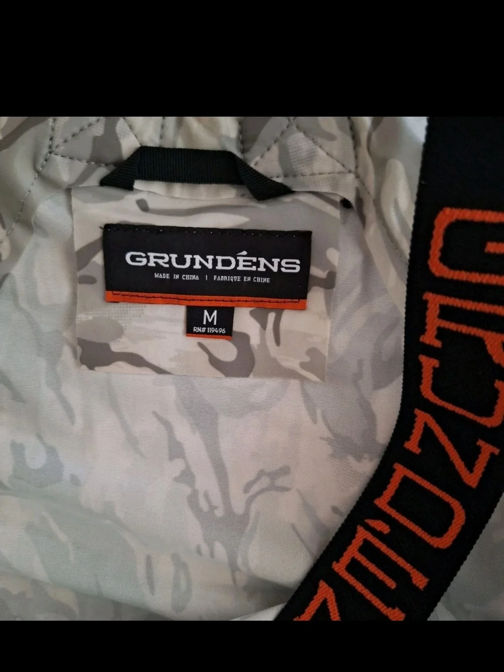 Grundens Neptune Waterproof Fishing Suit Set Mens M Refraction Camo Jacket EUC